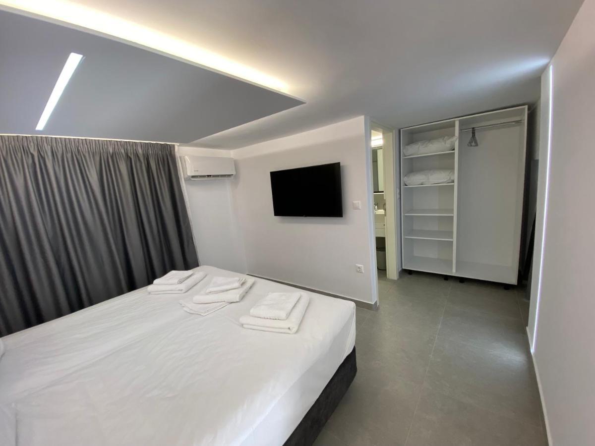 Hotel Alex Метони Экстерьер фото