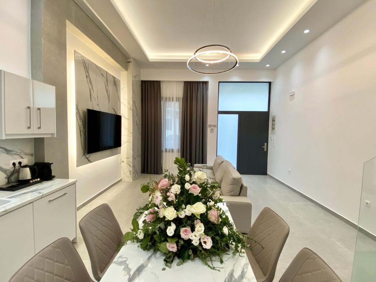 Hotel Alex Метони Экстерьер фото